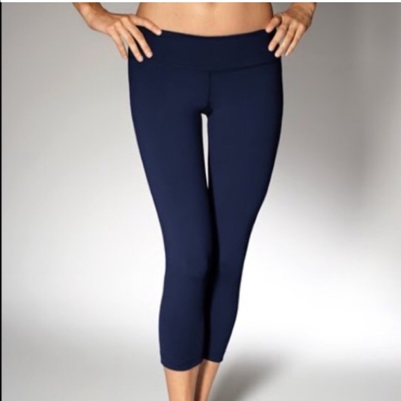 Lululemon Reversible Leggings - Picture 2 of 7